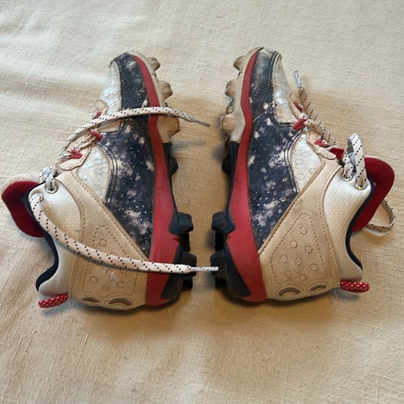Youth Under Armor Bryce Harper Baseball Cleats - Picture 4 of 5